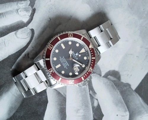 Rolex submariner date - rolex,
