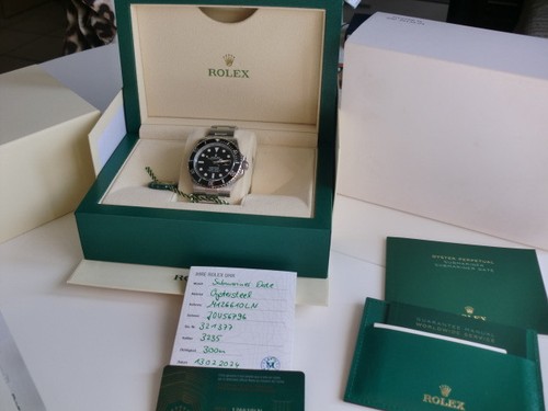 Rolex submariner date ref - submariner,