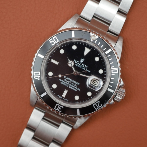 Rolex submariner date 16800 - rolex,